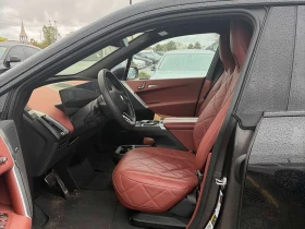 BMW iX xDrive60 | CARFAX | ГЛАВНО ПРЕДСТАВИТЕЛСТВО НА BMW | Auto.bg — изображение 7 BMW iX xDrive60 | CARFAX | ГЛАВНО ПРЕДСТАВИТЕЛСТВО НА BMW | Auto.bg — изображение 7