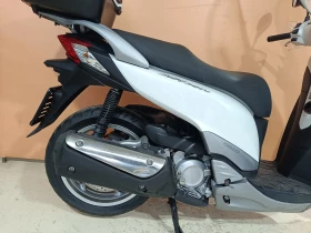Honda Sh 300 ABS | Auto.bg — изображение 8 Honda Sh 300 ABS | Auto.bg — изображение 8