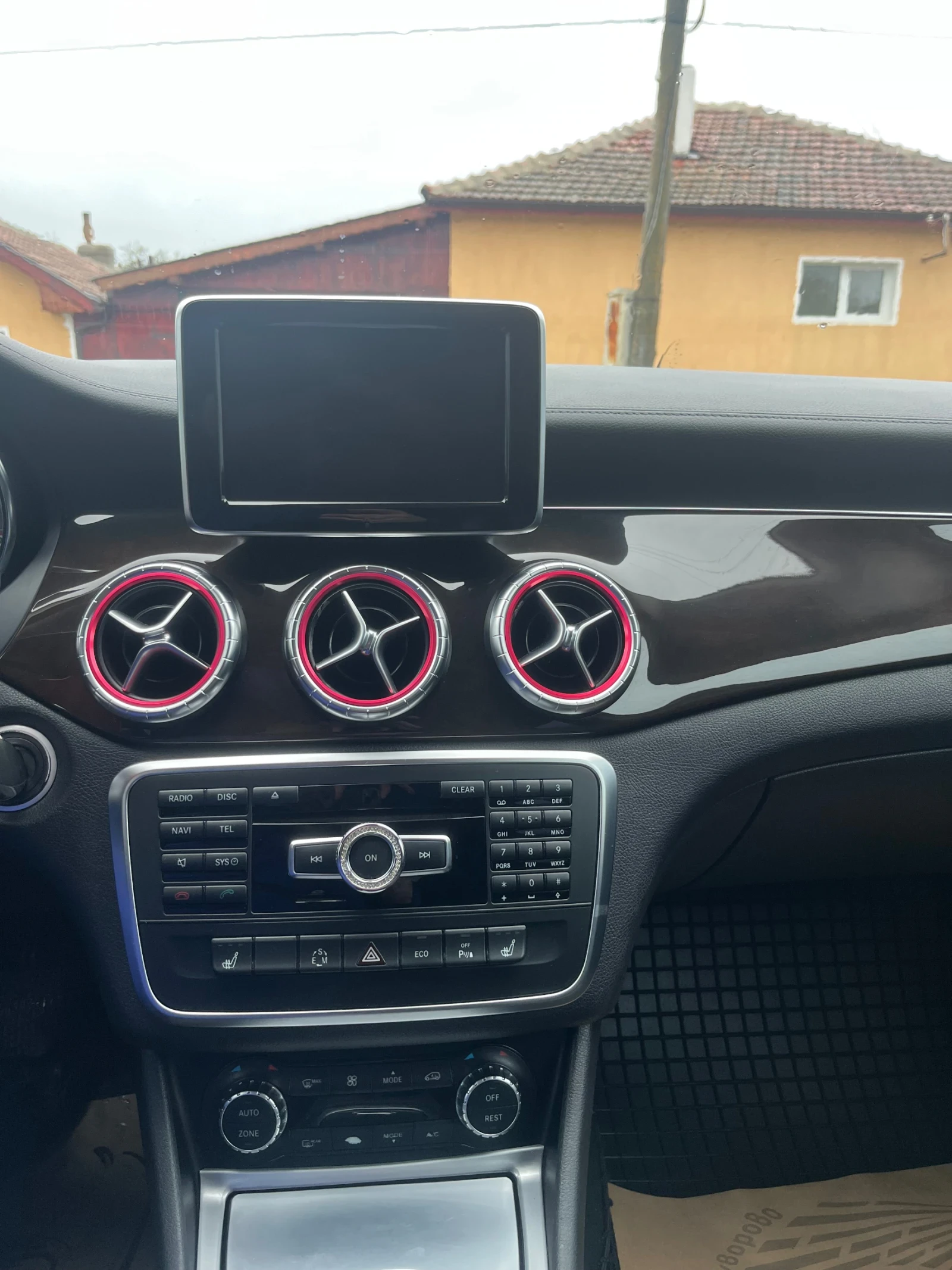 Mercedes-Benz CLA 220 CLA 220 AMG - изображение 7 | Auto.bg Mercedes-Benz CLA 220 CLA 220 AMG - изображение 7