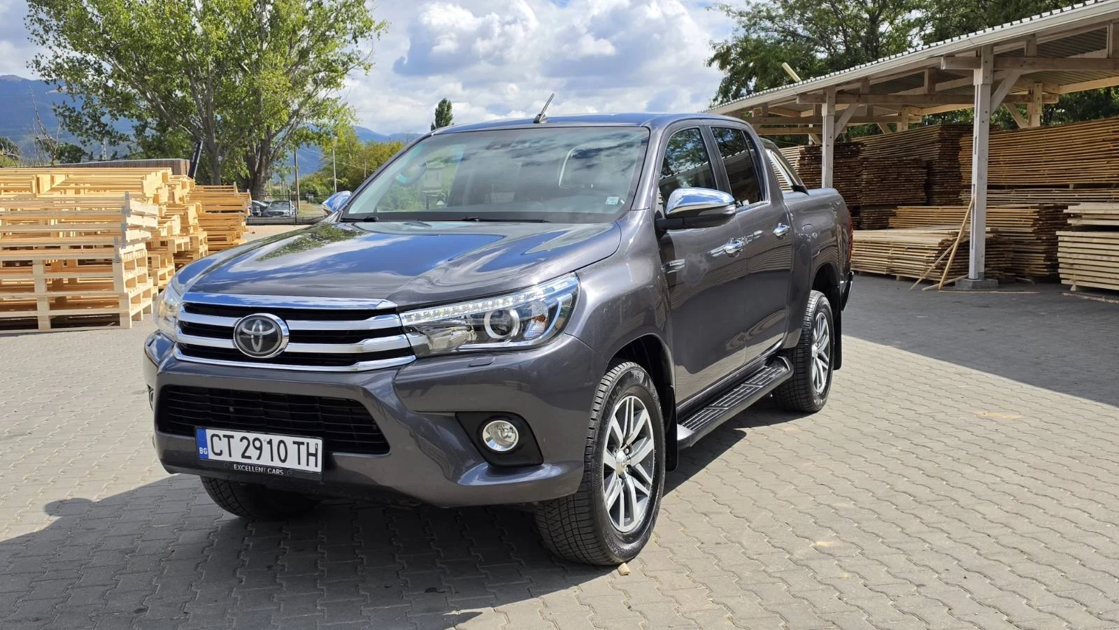 Toyota Hilux undefined | Auto.bg — изображение 1 Toyota Hilux undefined | Auto.bg — изображение 1