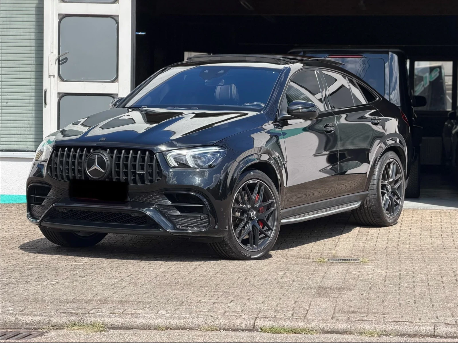 Mercedes-Benz GLE 63 S AMG ОЧАКВАН ВНОС GLE 63 S COUPE 4MATIC+ / 612 К.С. / C | Auto.bg — изображение 1 Mercedes-Benz GLE 63 S AMG ОЧАКВАН ВНОС GLE 63 S COUPE 4MATIC+ / 612 К.С. / C | Auto.bg — изображение 1