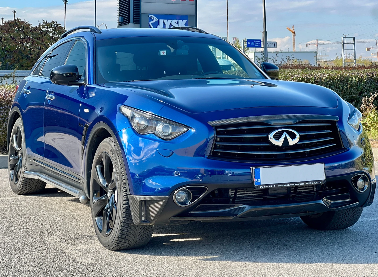Infiniti QX70 S* 3.0d* N1* 360* Black* Carbon* Keyless* Memory*  - изображение 3 | Auto.bg Infiniti QX70 S* 3.0d* N1* 360* Black* Carbon* Keyless* Memory*  - изображение 3
