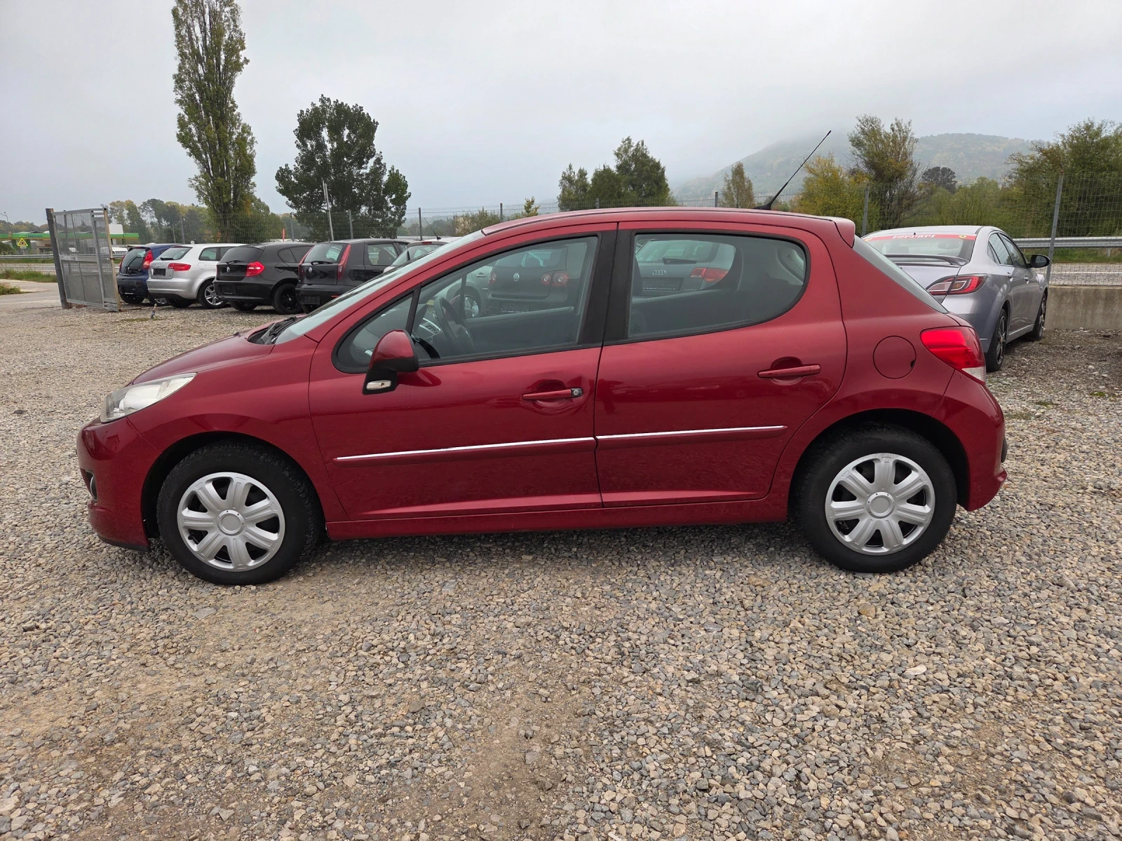 Peugeot 207 1.4BENZIN-75PS - изображение 7 | Auto.bg Peugeot 207 1.4BENZIN-75PS - изображение 7