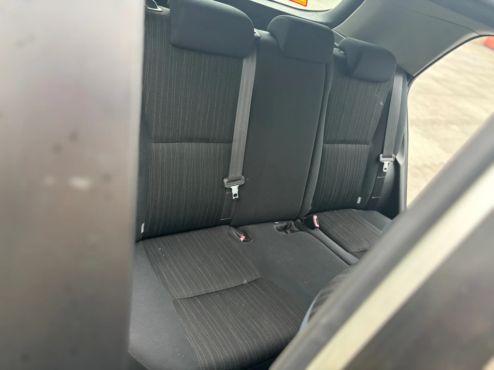 Toyota Auris  - изображение 4 | Auto.bg Toyota Auris  - изображение 4