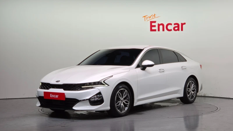 Kia K5 PRESTIGE 2.0* ПОДГРЕВ СЕДАЛКИ/ВОЛАН* hellascars.bg - 13649 € - 80120808 1 | Car24.bg Kia K5 PRESTIGE 2.0* ПОДГРЕВ СЕДАЛКИ/ВОЛАН* hellascars.bg - 13649 € - 80120808 1