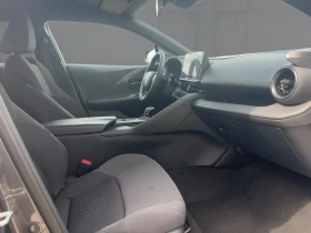 Toyota C-HR 1.8HEV/140HP/ACC/CARPLAY/L.ASS/BSA/NAVI/DAB/876f - 60499 лв. / 30932.65 € - 35402513 13 | Car24.bg Toyota C-HR 1.8HEV/140HP/ACC/CARPLAY/L.ASS/BSA/NAVI/DAB/876f - 60499 лв. / 30932.65 € - 35402513 13