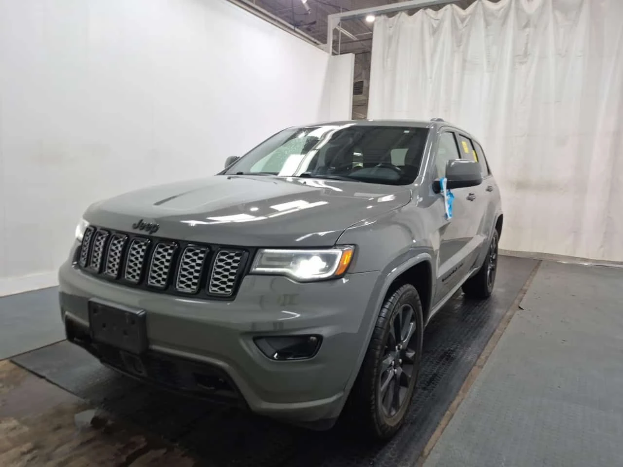 Jeep Grand cherokee * Altitude * АВТОКРЕДИТ * ГЛАВНО ПРЕДСТАВИТЕЛСТВО | Auto.bg — изображение 1 Jeep Grand cherokee * Altitude * АВТОКРЕДИТ * ГЛАВНО ПРЕДСТАВИТЕЛСТВО | Auto.bg — изображение 1