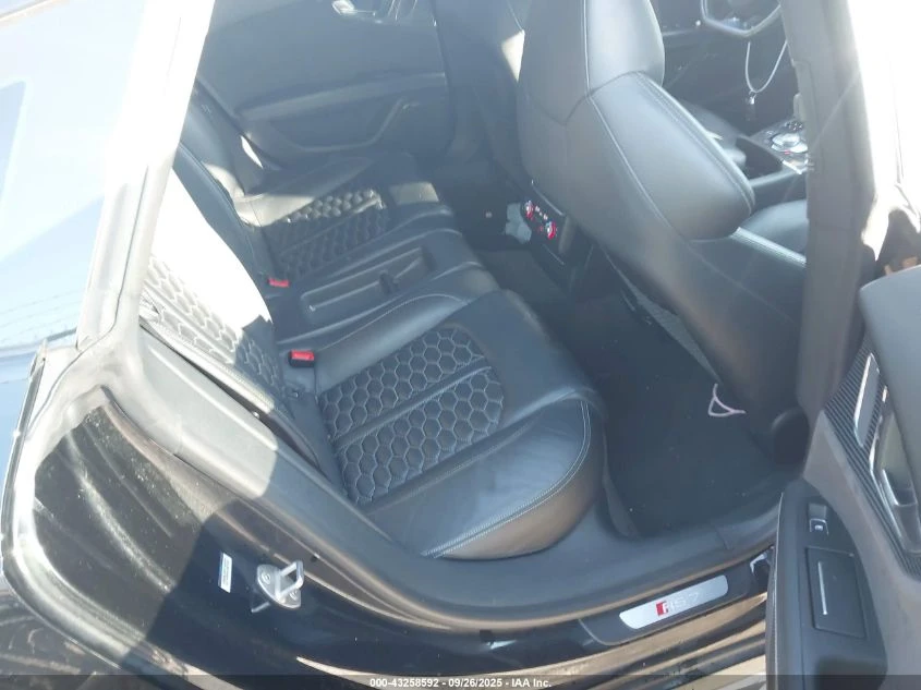 Audi Rs7 4.0T PRESTIGE* Bang&Olufsen* Heads-up* подгрев*  - изображение 8 | Auto.bg Audi Rs7 4.0T PRESTIGE* Bang&Olufsen* Heads-up* подгрев*  - изображение 8