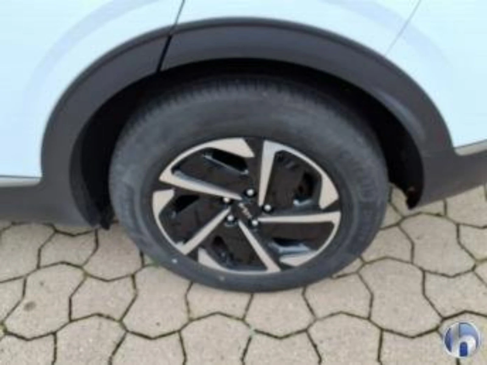 Kia Sportage 4X4 T-GDI Vision - изображение 9 | Auto.bg Kia Sportage 4X4 T-GDI Vision - изображение 9
