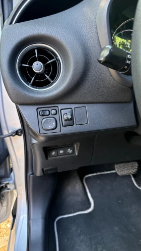 Toyota Yaris Toyota Yaris Hybrid Y20 CarPlay Камера | Auto.bg — изображение 9 Toyota Yaris Toyota Yaris Hybrid Y20 CarPlay Камера | Auto.bg — изображение 9