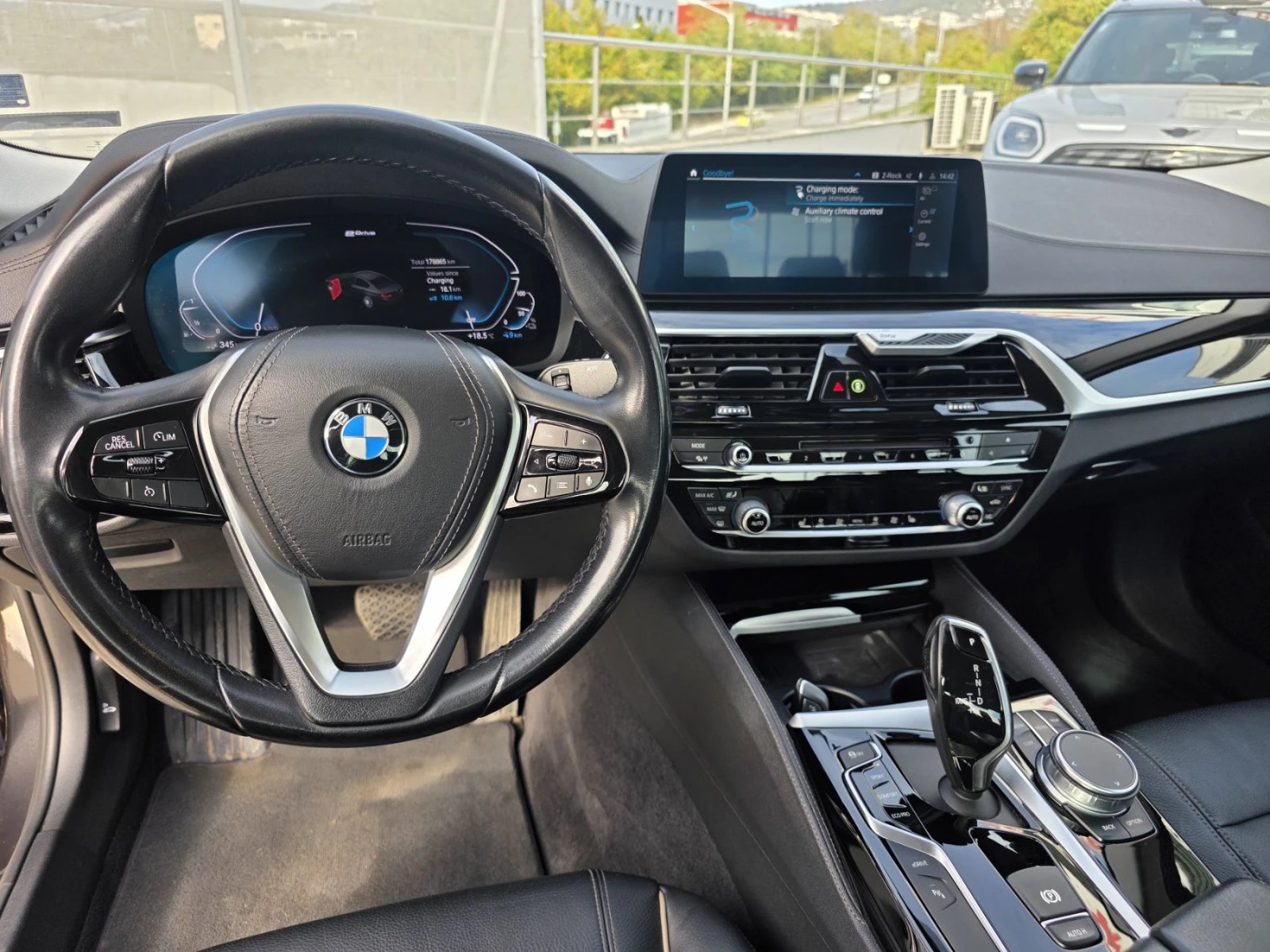 BMW 530E плъгин хибрид - изображение 3 | Auto.bg BMW 530E плъгин хибрид - изображение 3