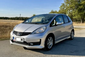 Honda Jazz 1.4i Si FaceLift 24 300km!! - Car24.bg Honda Jazz 1.4i Si FaceLift 24 300km!!