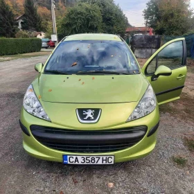 Peugeot 207 1.4i бензин