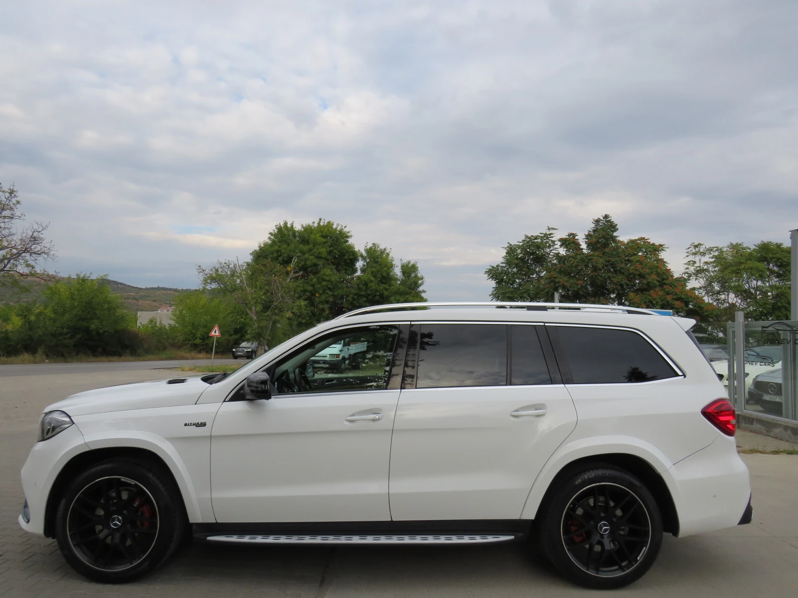 Mercedes-Benz GLS AMG PACK KEYLESS PANORAMA 9G 7-МЕСТЕН - изображение 8 | Auto.bg Mercedes-Benz GLS AMG PACK KEYLESS PANORAMA 9G 7-МЕСТЕН - изображение 8