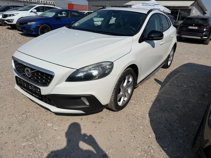 Volvo V40 Cross Country 1.6 D - 5500 € - 53101581 1 | Car24.bg Volvo V40 Cross Country 1.6 D - 5500 € - 53101581 1