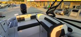 Моторна яхта Monterey M45 | Auto.bg — изображение 14 Моторна яхта Monterey M45 | Auto.bg — изображение 14