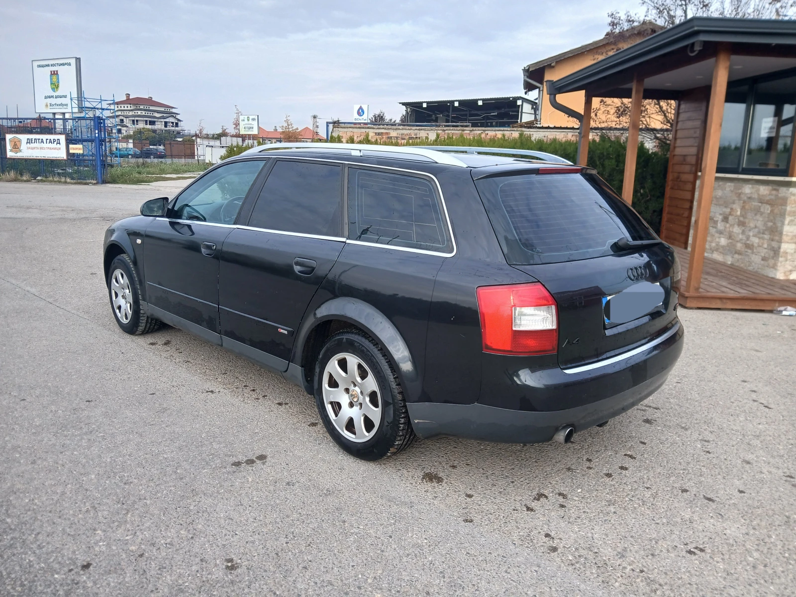 Audi A4 2.0 клима гаражен  - изображение 4 | Auto.bg Audi A4 2.0 клима гаражен  - изображение 4
