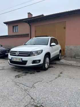 VW Tiguan Cup Sport & Style 2.0 TDI 4x4/Blu* Pano* Navi* Led - 10590 € - 45476224 2 | Car24.bg VW Tiguan Cup Sport & Style 2.0 TDI 4x4/Blu* Pano* Navi* Led - 10590 € - 45476224 2