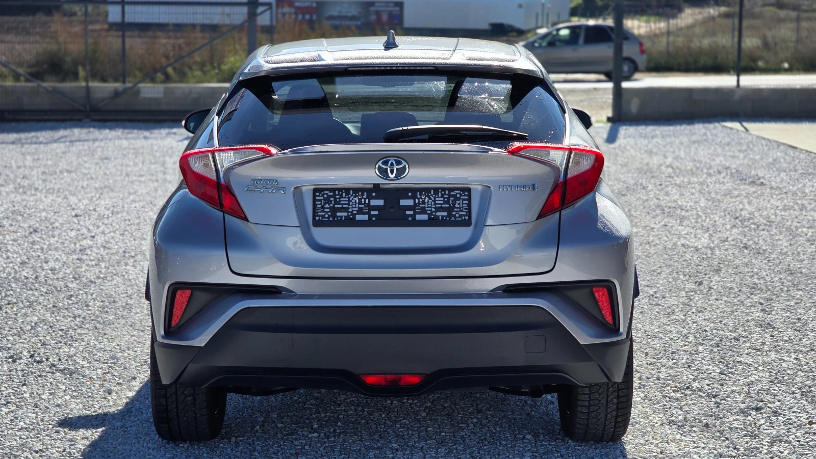 Toyota C-HR 1.8 * ГАРАНЦИОНЕН*  - изображение 5 | Auto.bg Toyota C-HR 1.8 * ГАРАНЦИОНЕН*  - изображение 5