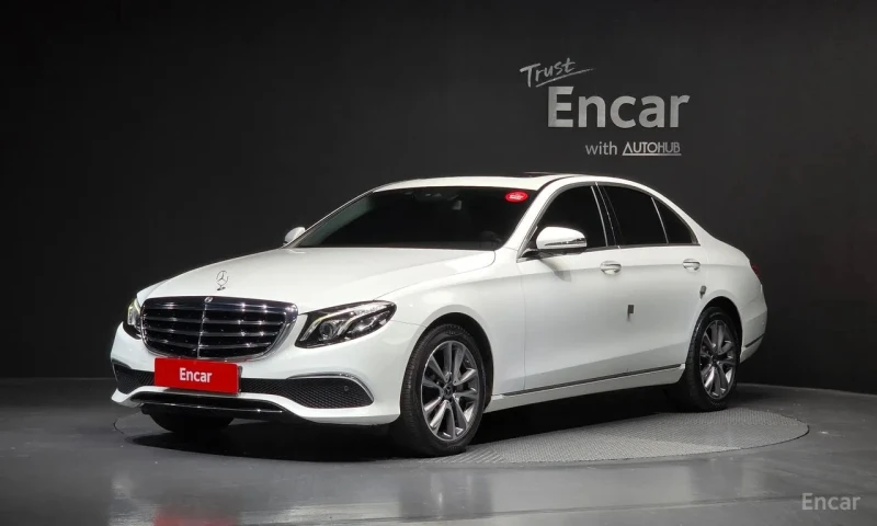 Mercedes-Benz E 300 Model 2018 - 19700 € - 15104262 1 | Car24.bg Mercedes-Benz E 300 Model 2018 - 19700 € - 15104262 1