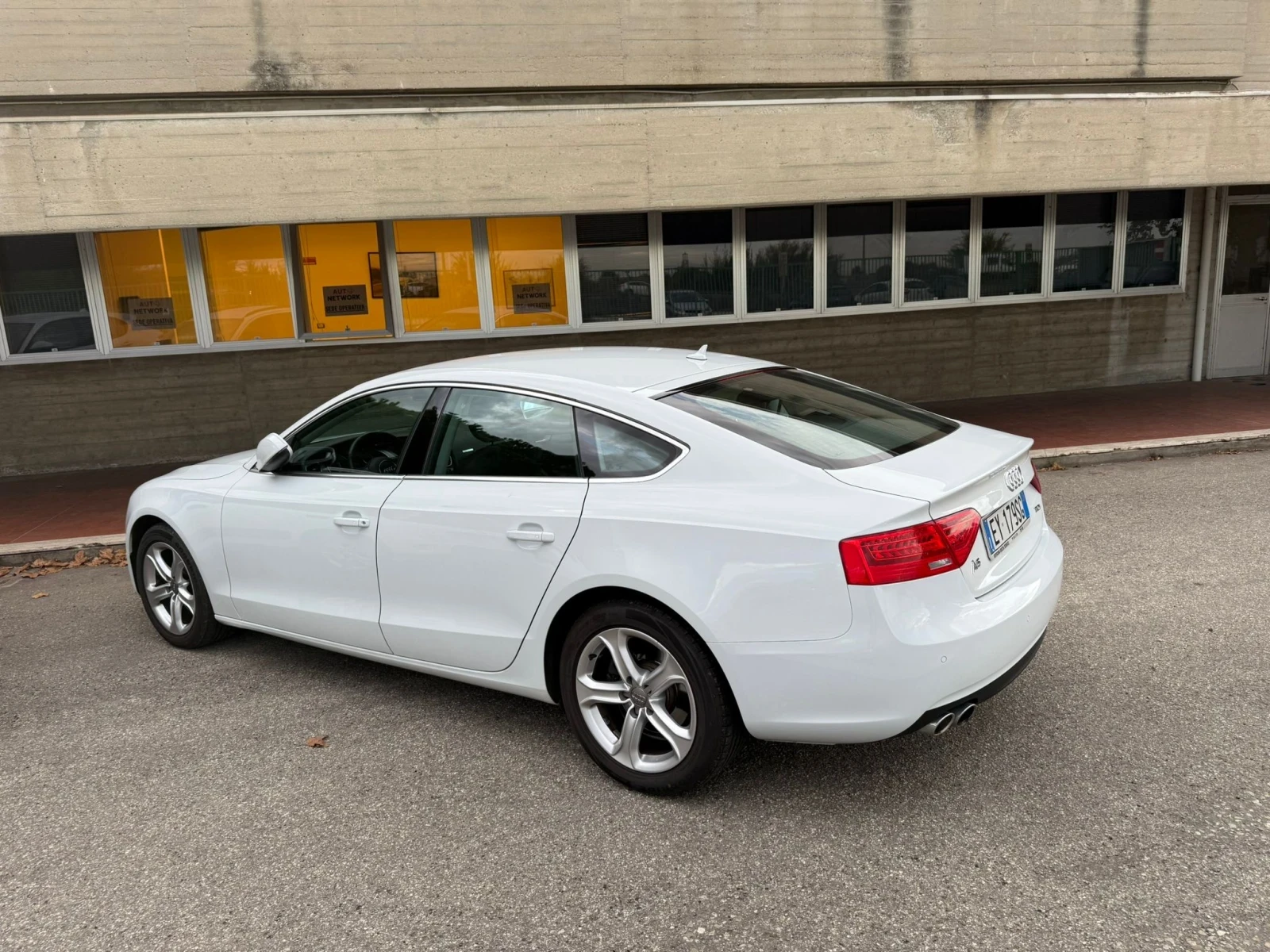 Audi A5 (KATO НОВА) - изображение 4 | Auto.bg Audi A5 (KATO НОВА) - изображение 4