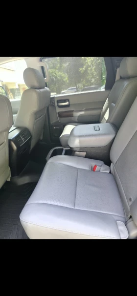 Toyota Sequoia undefined | Auto.bg — изображение 11 Toyota Sequoia undefined | Auto.bg — изображение 11