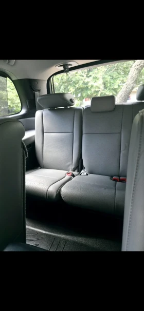 Toyota Sequoia undefined | Auto.bg — изображение 14 Toyota Sequoia undefined | Auto.bg — изображение 14