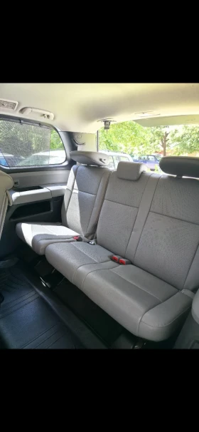Toyota Sequoia undefined | Auto.bg — изображение 12 Toyota Sequoia undefined | Auto.bg — изображение 12