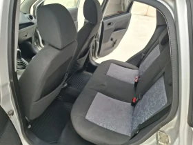 Ford Fiesta Напълно обзлужена всичко Платено.. | Auto.bg — изображение 10 Ford Fiesta Напълно обзлужена всичко Платено.. | Auto.bg — изображение 10