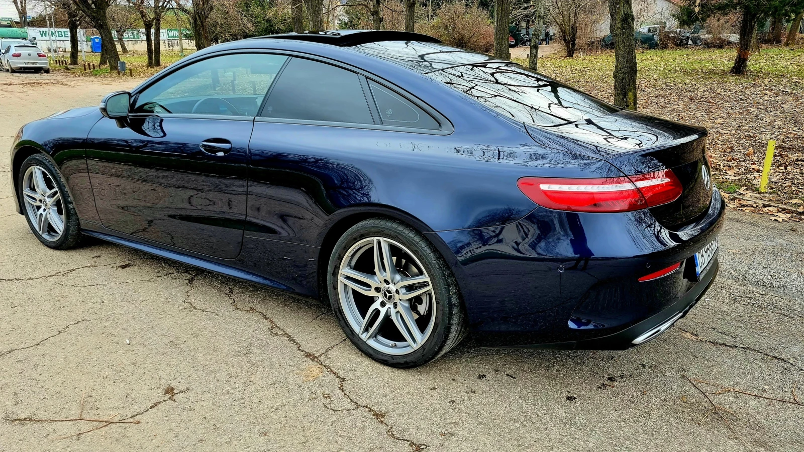 Mercedes-Benz E 220 AMG/4X4 9G - изображение 6 | Auto.bg Mercedes-Benz E 220 AMG/4X4 9G - изображение 6