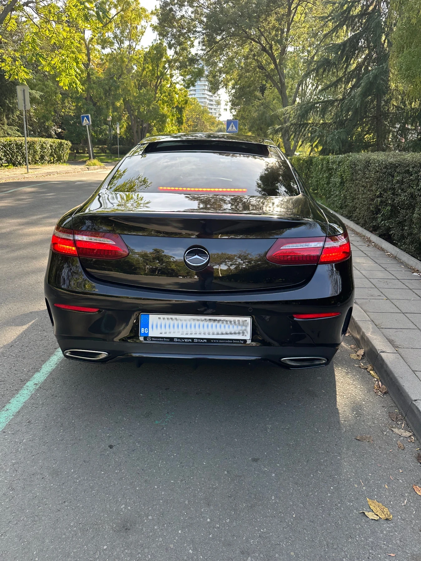 Mercedes-Benz E 300 AMG, 20  , Wide , Burmester 3D, Pano, DESIGNO - изображение 9 | Auto.bg Mercedes-Benz E 300 AMG, 20  , Wide , Burmester 3D, Pano, DESIGNO - изображение 9