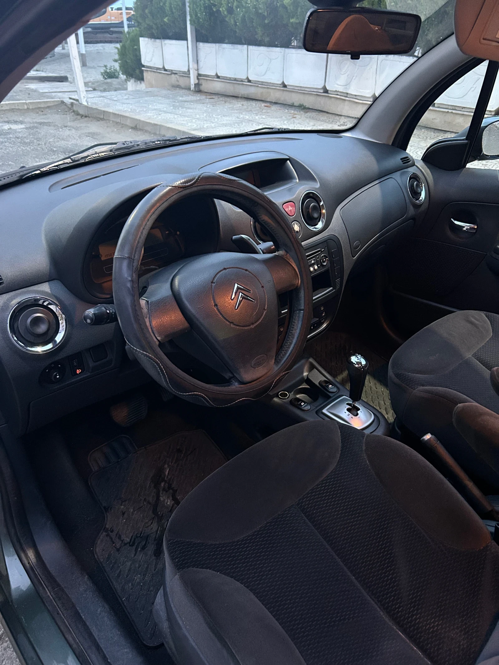 Citroen C3 1.4i АВТОМАТИК КЛИМАТРОНИК - изображение 7 | Auto.bg Citroen C3 1.4i АВТОМАТИК КЛИМАТРОНИК - изображение 7
