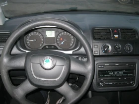 Skoda Fabia 1.6 tdi 90 кс | Mobile.bg — малка снимка 13