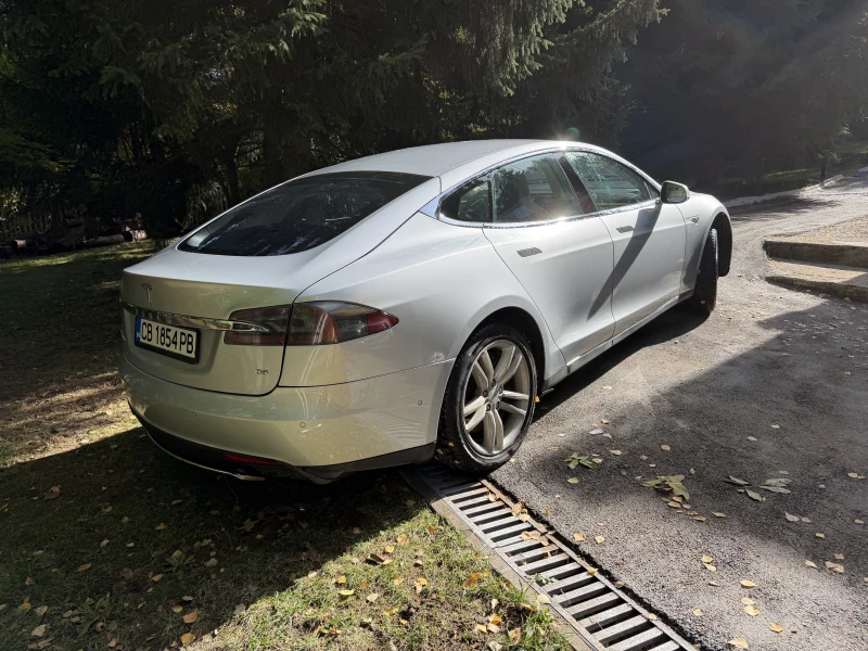 Tesla Model S 85 Доживотно безплатно зареждане - 13000 € - 45308148 1 | Car24.bg Tesla Model S 85 Доживотно безплатно зареждане - 13000 € - 45308148 1