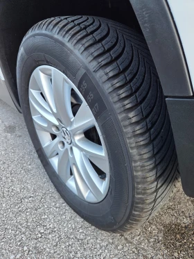 VW Tiguan 2.0TDI Панорама* Кожа* КСЕНОН* FULL - 13500 лв. / 6902.44 € - 54968035 15 | Car24.bg VW Tiguan 2.0TDI Панорама* Кожа* КСЕНОН* FULL - 13500 лв. / 6902.44 € - 54968035 15