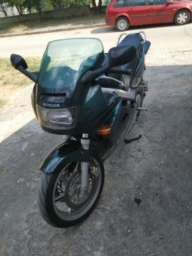 Honda Vfr undefined | Auto.bg — изображение 3 Honda Vfr undefined | Auto.bg — изображение 3