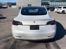 Tesla Model 3 * Standard Range * PANO* ПОДГРЕВ* KEYLESS* - 17550 € / 34324.82 лв. - 93374167 4 | Car24.bg Tesla Model 3 * Standard Range * PANO* ПОДГРЕВ* KEYLESS* - 17550 € / 34324.82 лв. - 93374167 4