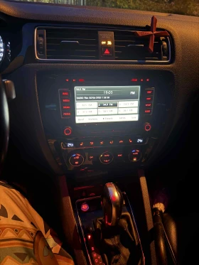 VW Jetta 2.0 TDI - 15000 лв. / 7669.38 € - 42738528 14 | Car24.bg VW Jetta 2.0 TDI - 15000 лв. / 7669.38 € - 42738528 14