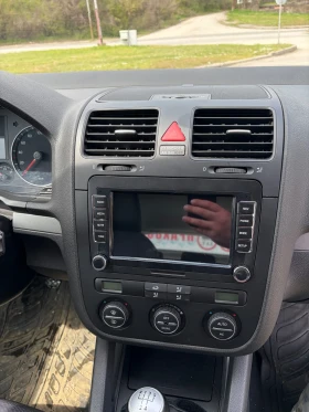 VW Golf 5 1.4i Facelift - 1950 € / 3813.87 лв. - 93808227 5 | Car24.bg VW Golf 5 1.4i Facelift - 1950 € / 3813.87 лв. - 93808227 5