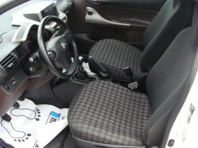 Toyota IQ 1.4 - 9500 лв. / 4857.27 € - 71672110 9 | Car24.bg Toyota IQ 1.4 - 9500 лв. / 4857.27 € - 71672110 9