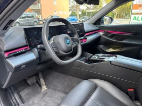 BMW i5 eDrive40/INDIVIDUAL/PANORAMA/HUD/360 CAM | Auto.bg — изображение 10 BMW i5 eDrive40/INDIVIDUAL/PANORAMA/HUD/360 CAM | Auto.bg — изображение 10