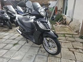 Malaguti Centro 160ie много лек пъргав и наи вече икономичен | Auto.bg — изображение 2 Malaguti Centro 160ie много лек пъргав и наи вече икономичен | Auto.bg — изображение 2