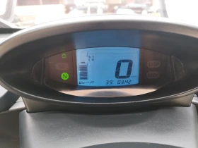 Renault Twizy ELECTRIC, 3970 километра | Auto.bg — изображение 13 Renault Twizy ELECTRIC, 3970 километра | Auto.bg — изображение 13