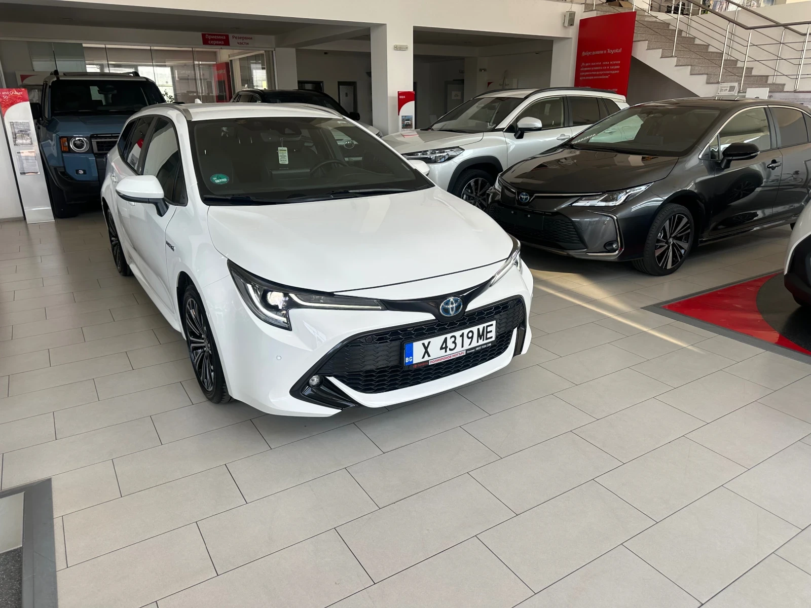 Toyota Corolla 2.0HEV* 184к.с - изображение 7 | Auto.bg Toyota Corolla 2.0HEV* 184к.с - изображение 7