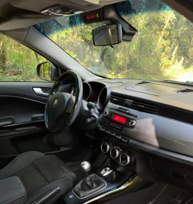 Alfa Romeo Giulietta 1.4 Бензин/Газ - 5000 € / 9779.15 лв. - 42743431 14 | Car24.bg Alfa Romeo Giulietta 1.4 Бензин/Газ - 5000 € / 9779.15 лв. - 42743431 14