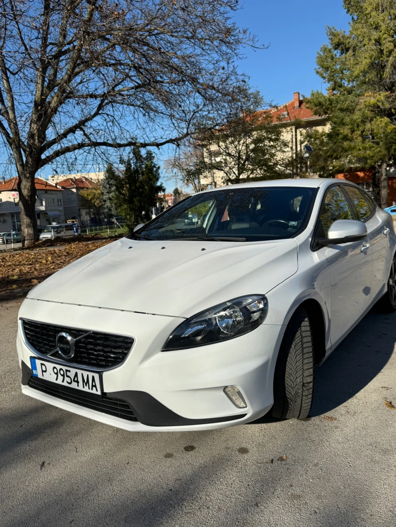 Volvo V40 R - design - 7950 € / 15548.85 лв. - 36865208 1 | Car24.bg Volvo V40 R - design - 7950 € / 15548.85 лв. - 36865208 1