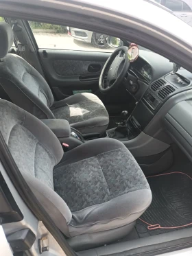 Renault Laguna 1.8 - 1250 € / 2444.79 лв. - 37945833 8 | Car24.bg Renault Laguna 1.8 - 1250 € / 2444.79 лв. - 37945833 8