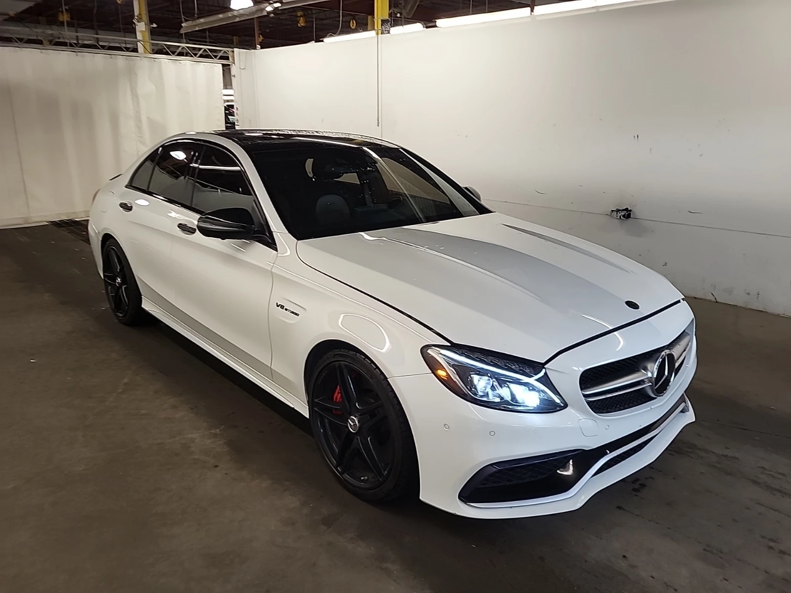 Mercedes-Benz C 63 AMG * S* CARFAX * БЕЗ ПЪРВОНАЧАЛНА ВНОСКА - изображение 3 | Auto.bg Mercedes-Benz C 63 AMG * S* CARFAX * БЕЗ ПЪРВОНАЧАЛНА ВНОСКА - изображение 3