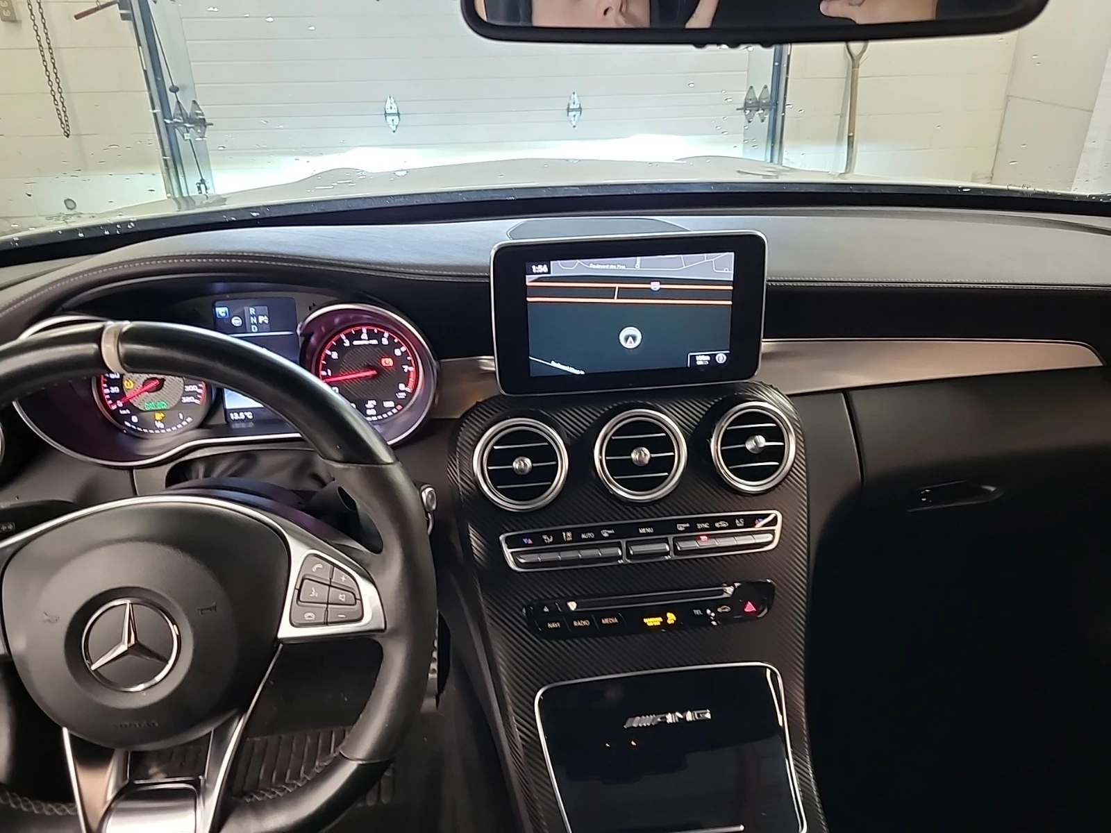 Mercedes-Benz C 63 AMG * S* CARFAX * БЕЗ ПЪРВОНАЧАЛНА ВНОСКА - изображение 9 | Auto.bg Mercedes-Benz C 63 AMG * S* CARFAX * БЕЗ ПЪРВОНАЧАЛНА ВНОСКА - изображение 9