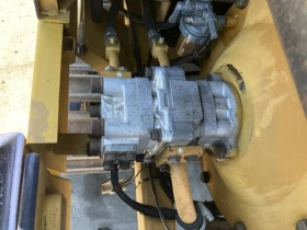 Багер Komatsu уникат 1500кг | Auto.bg — изображение 13 Багер Komatsu уникат 1500кг | Auto.bg — изображение 13